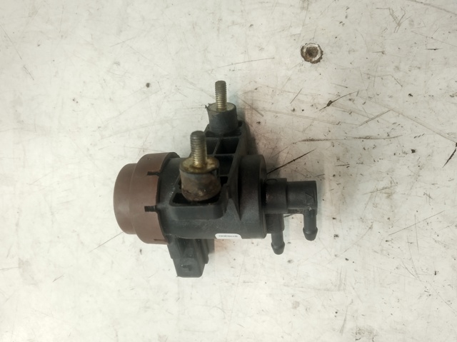 RENAULT 702256040 Клапан преобразователь давления наддува (соленоид)  в наличии Хмельницкий