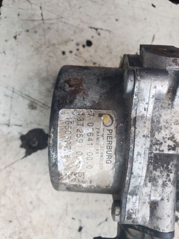RENAULT 705641000 Насос вакуумный в наличии Черновцы