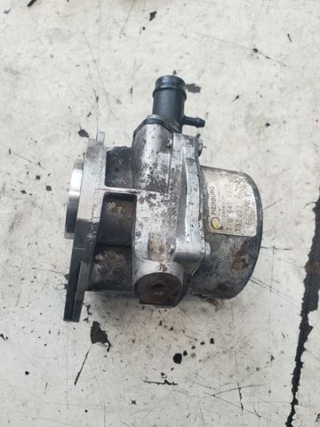 RENAULT 705641000 Вакуумный насос в наличии Ровно