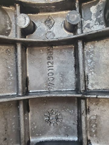 7700112989 RENAULT Клапанная крышка купить в Украина