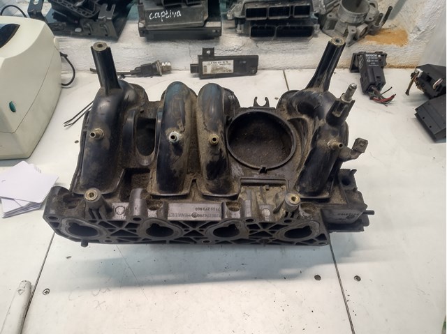 RENAULT 7700273860 Впускной коллектор в наличии Черновцы