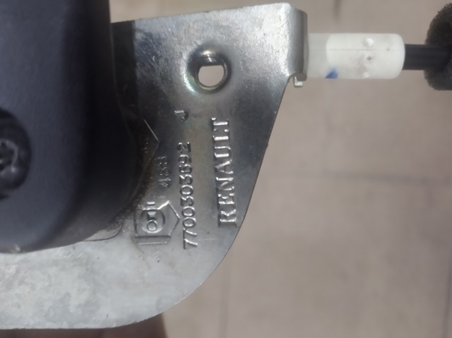 7700303592 RENAULT Трос (тяга) открывания замка двери задней правой купить в Тернополь