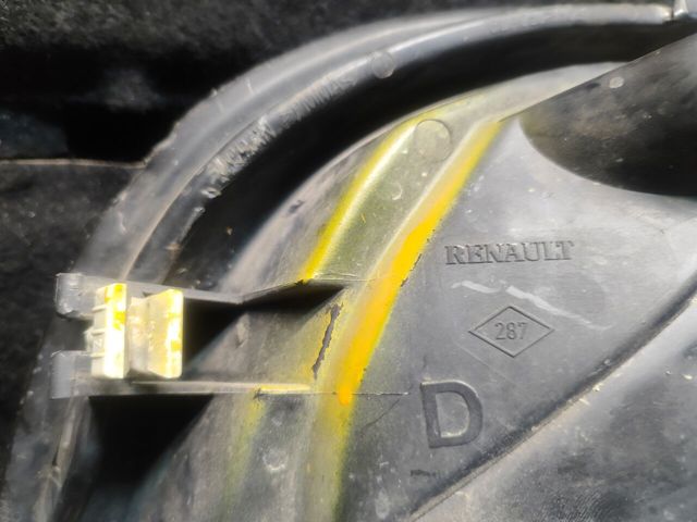 RENAULT 7700308025 Правая фара в наличии Черновцы