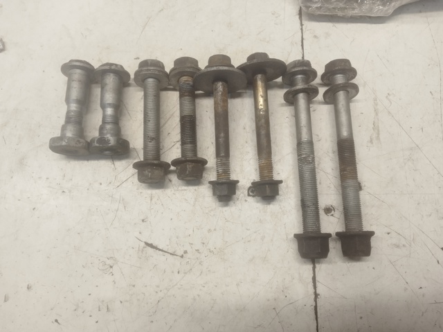 RENAULT 7703002877 Болт нижнего рычага в наличии Винница