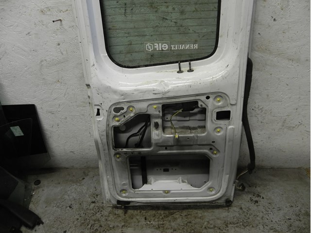 RENAULT 7751474735 Дверь фургона задняя распашная левая в наличии Ужгород