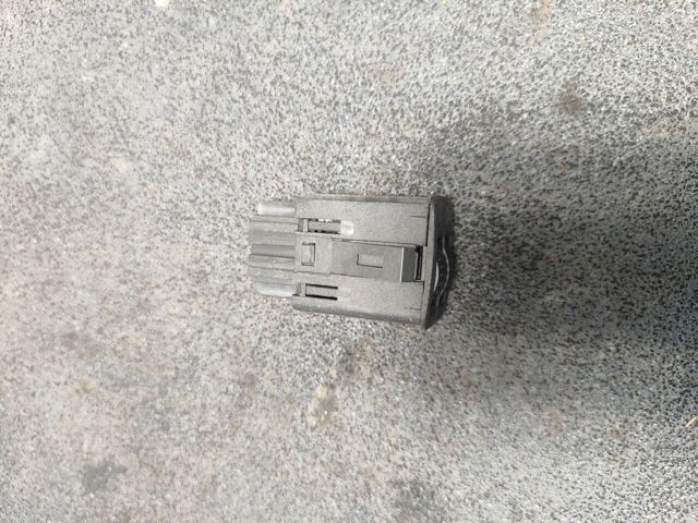 7M3941333 VAG купить в Черновцы