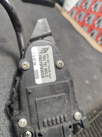 7M4721603D VAG Педаль газа купить в Одесса