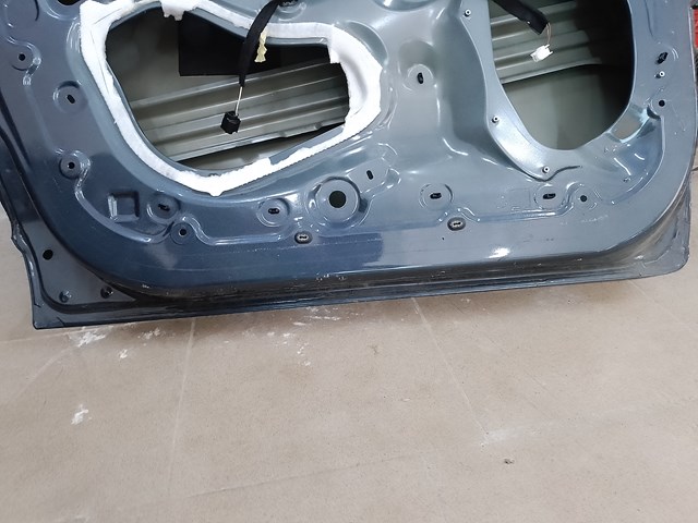 801017896R RENAULT Дверь передняя левая купить в Кривой Рог