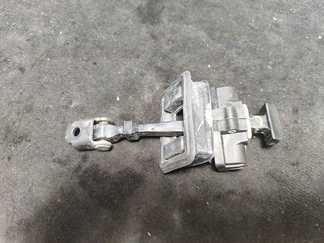 Ограничитель открывания дверей 804308807R RENAULT