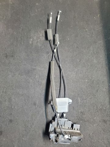 Дверной замок передний правый 80500CB80B NISSAN