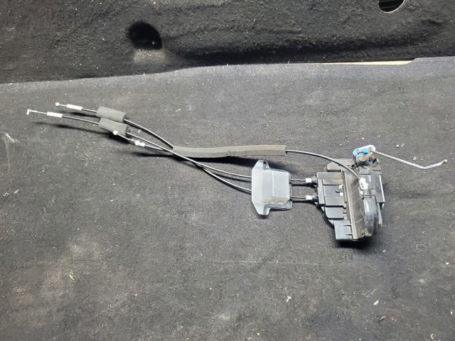 Замок двери водителя 80501CB80B NISSAN