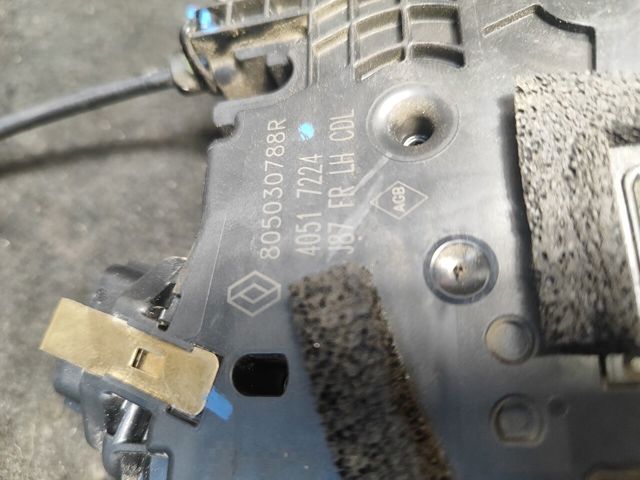 805030788R RENAULT Замок водительской двери купить в Харьков