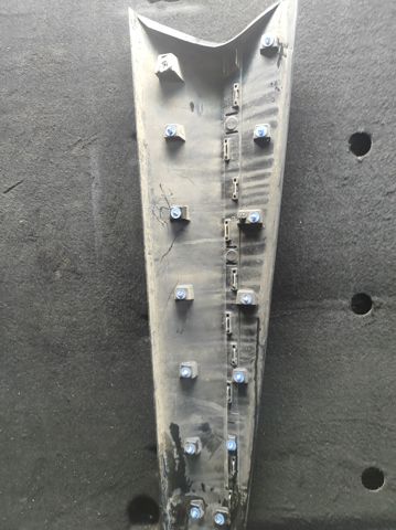 808778404R RENAULT Накладка двери передней левой купить в Хмельницкий