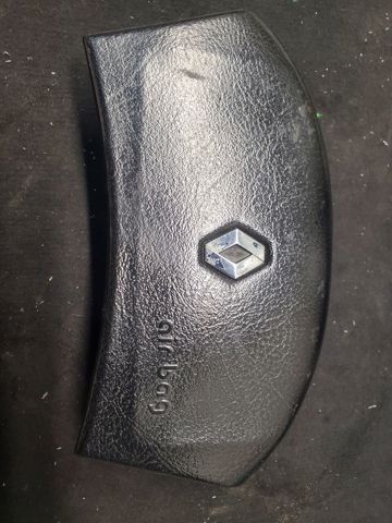 Подушка AIRBAG водительская 8200063449 RENAULT