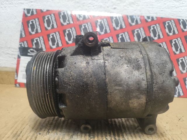 Насос кондиционера 8200067915 RENAULT