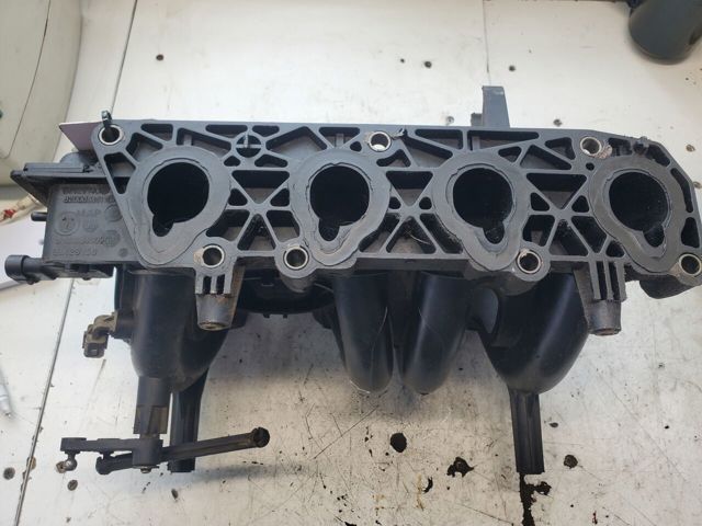 RENAULT 8200084515 Впускной коллектор в наличии Одесса