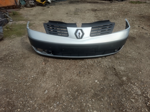 Бампер передний Рено Эспейс 4