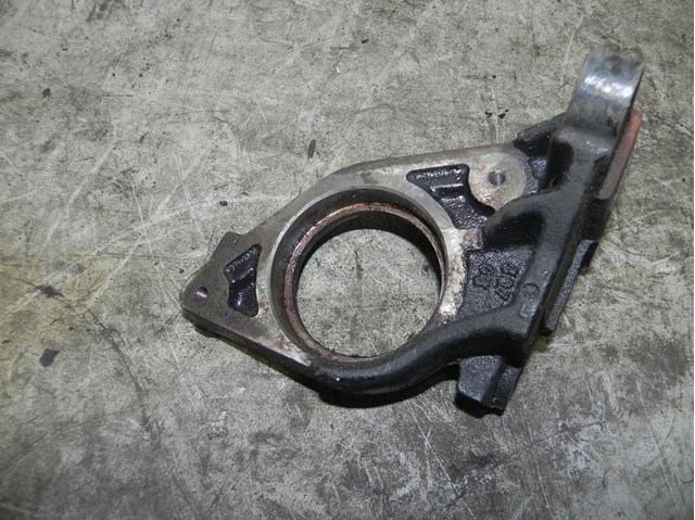 RENAULT 8200133511 Опора подвесного подшипника передней полуоси в наличии Винница