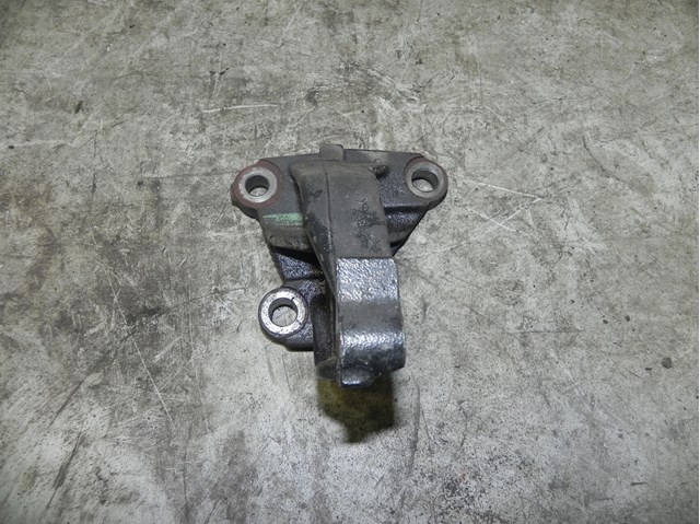 8200133511 RENAULT Опора подвесного подшипника передней полуоси купить в Тернополь