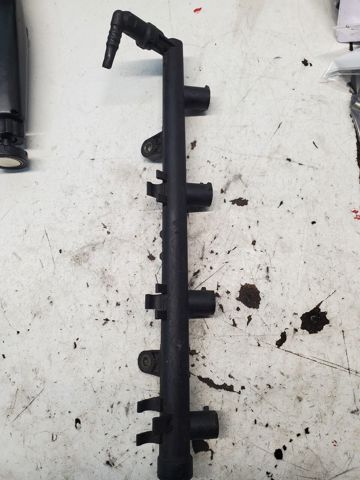 8200135504 RENAULT Распределитель топлива (рампа) купить в Павлоград
