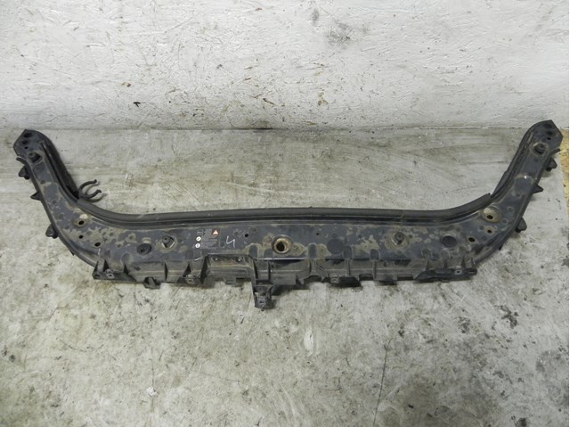 RENAULT 8200140478 Верхняя рамка радиатора в наличии Сумы
