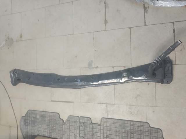 Водосток лобового стекла, жабо 8200155759 RENAULT