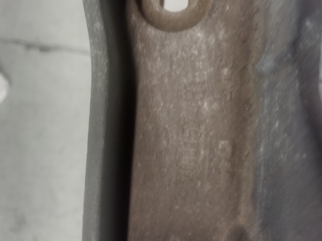 8200157461 RENAULT Кронштейн топливного насоса ТНВД купить в Хмельницкий