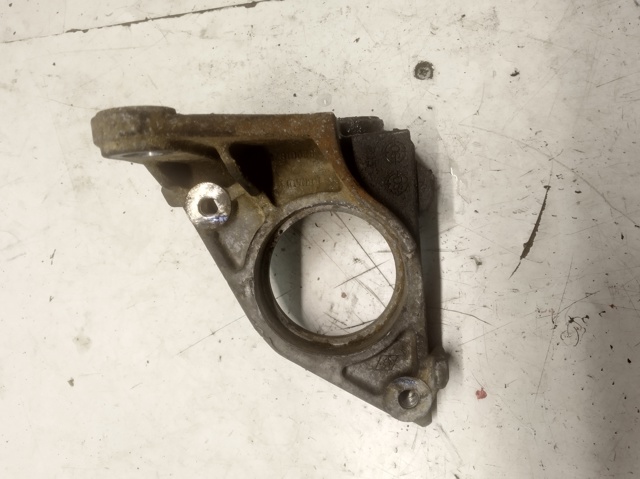 RENAULT 8200187544 Опора подвесного подшипника передней полуоси в наличии Днепр