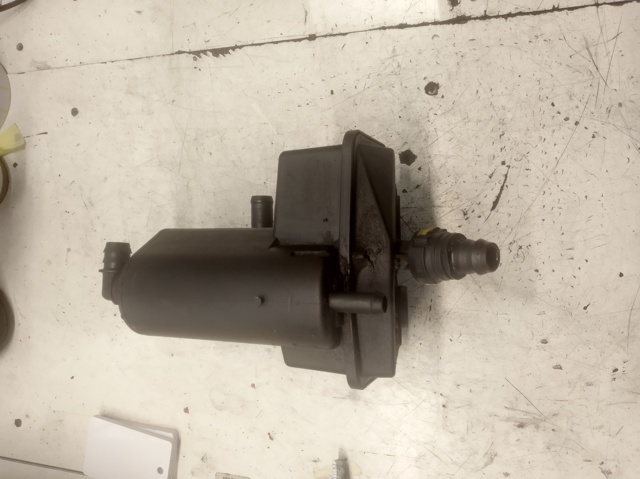 8200279414 RENAULT Горловина маслозаливная купить в Одесса