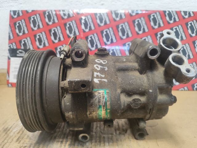 Компрессор климатической установки 8200315744 RENAULT
