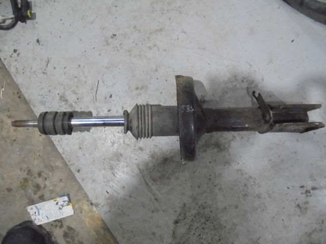 Стойка передняя 8200324239 RENAULT