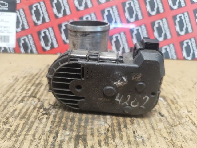 Заслонка воздушная 8200330810 RENAULT