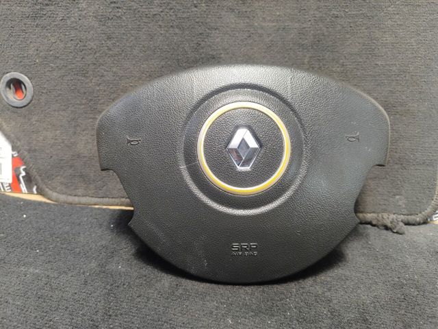 Подушка AIRBAG водительская 8200363630 RENAULT