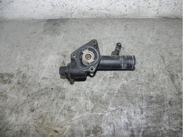 RENAULT 8200374994 Корпус термостата в наличии Чернигов