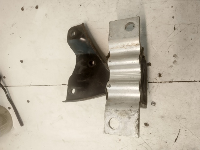 RENAULT 8200420742 Правая подушка двигателя в наличии Запорожье