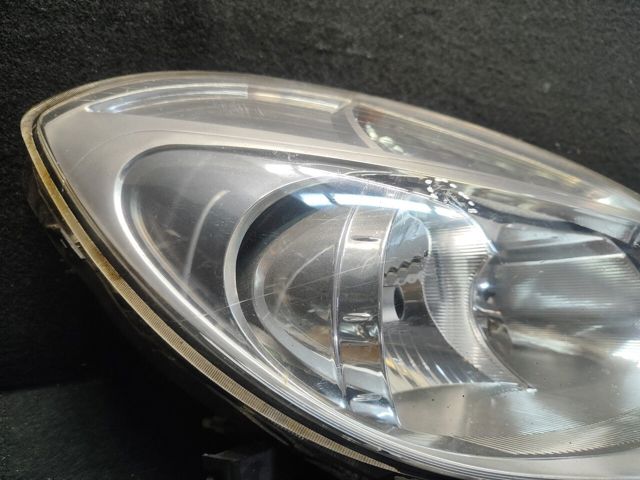 8200459823 RENAULT Правая фара купить в Житомир