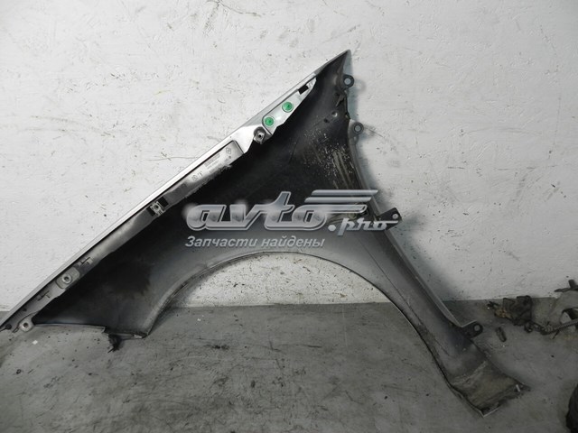 RENAULT 8200495406 Крыло переднее правое в наличии Ужгород