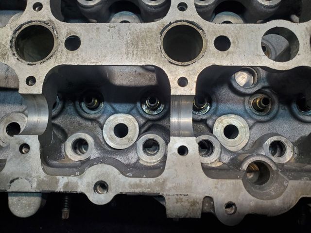 8200519994 RENAULT Головка блока цилиндров (ГБЦ) купить в Ирпень