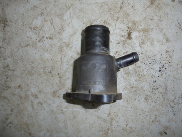 8200561420 RENAULT Крышка термостата купить в Николаев