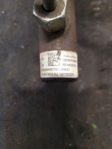 8200669695 RENAULT Регулятор давления топлива в топливной рейке купить в Сумы