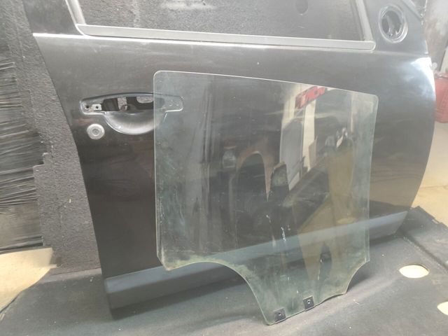 8200733041 RENAULT Стекло двери задней левой купить в Хмельницкий