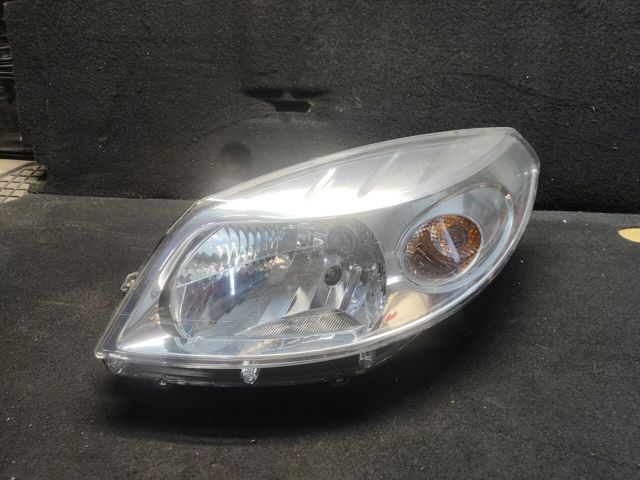 Фара 8200733878 RENAULT