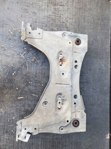 8200742904 RENAULT Балка передней подвески (подрамник) купить в Кривой Рог