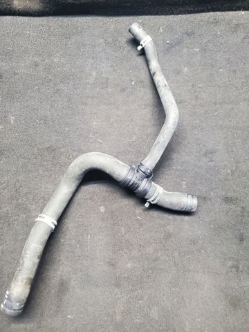 Нижний патрубок радиатора 8200750020 RENAULT