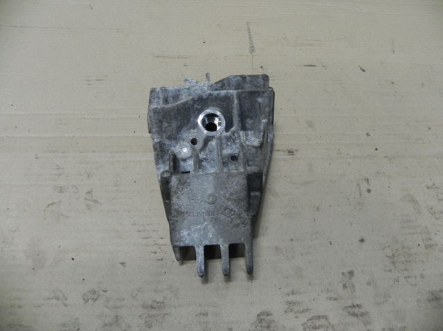 Держатель форсунки дизельной 8200771226 RENAULT