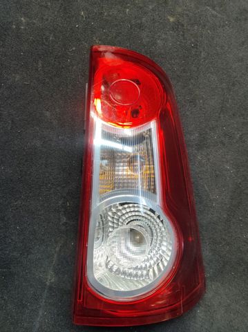 Задний правый стоп 8200864610 RENAULT