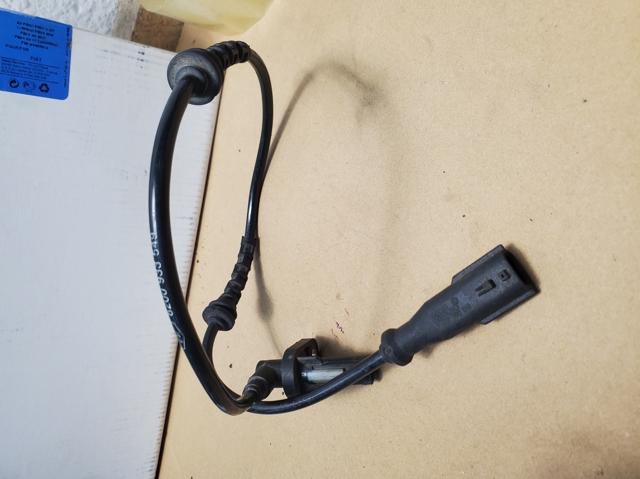 Передний датчик АБС 8200933549 RENAULT