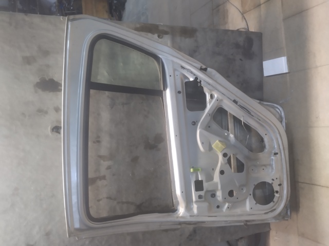 821006948R RENAULT Дверь задняя правая купить в Каменское