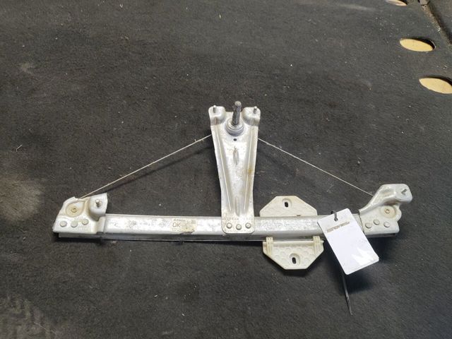 Стеклоподъемник задней левой двери 827217198R RENAULT
