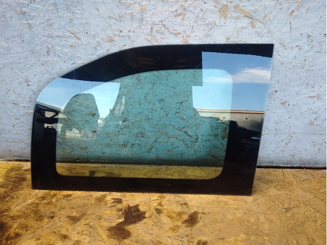 Б/у стекло боковоэ правое citroen berlingo b9 фургон  (2009) код: нф-00007682 8569VG